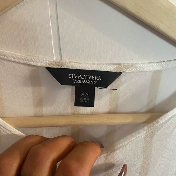 Vera Wang Blouse - Picture 2 of 4